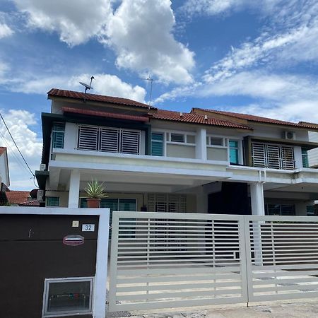 Homestay Aalaiya Bertam Kepala Batas - Fully Aircond エクステリア 写真
